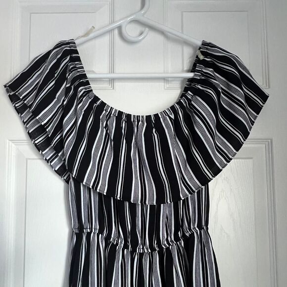 Soprano Black and White Striped Dress Size S - Picture 5 of 8